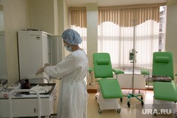 В главном онкоцентре России раскрыли зарплаты бегущих оттуда врачей